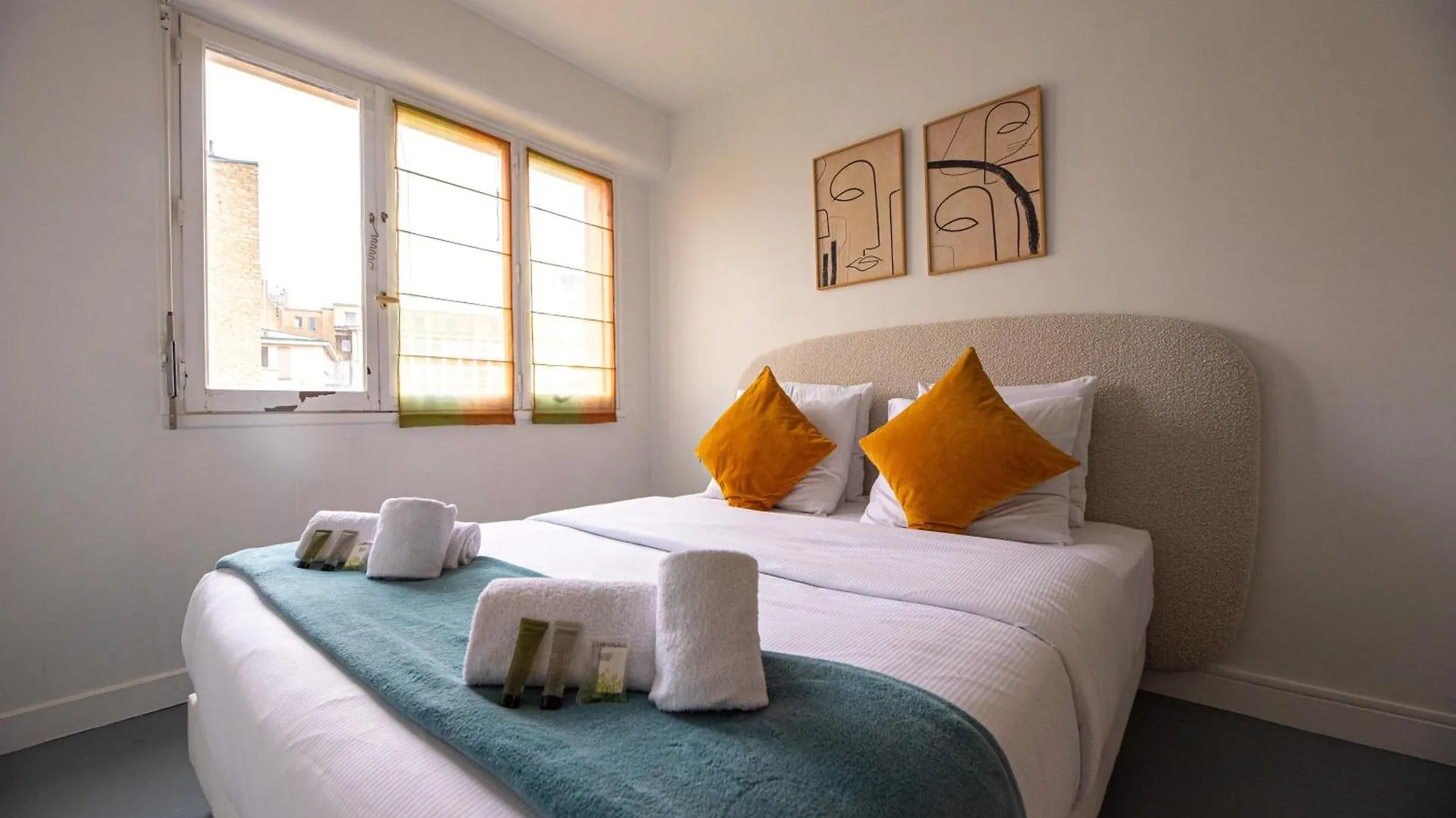 Apartment Cia - Pereire, Spacious Flat With Balcony Paris