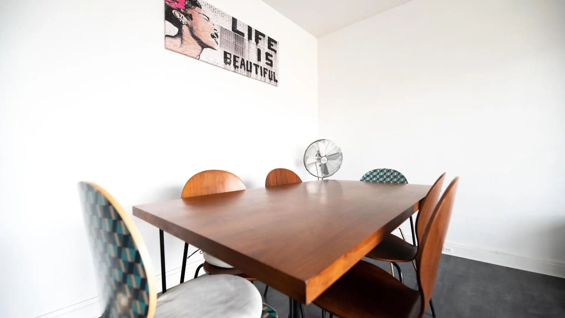 Apartment Cia - Pereire, Spacious Flat With Balcony Paris